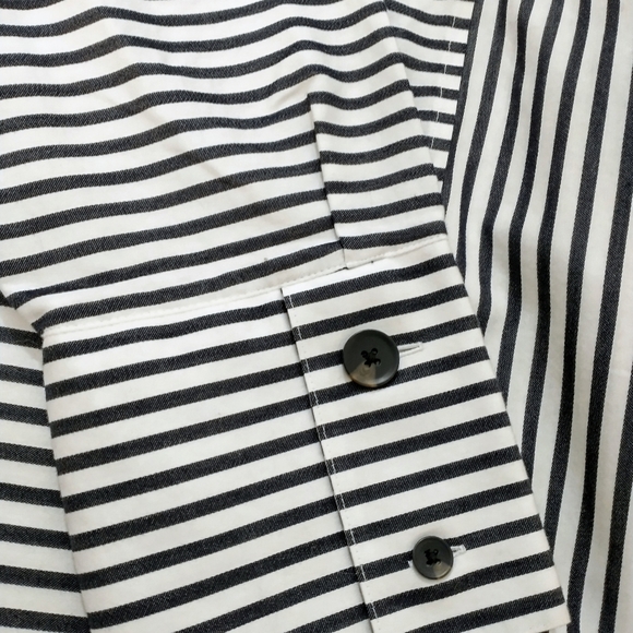 Chico's Blouse Top Black/White Striped Size 2 (L) - Picture 5 of 7